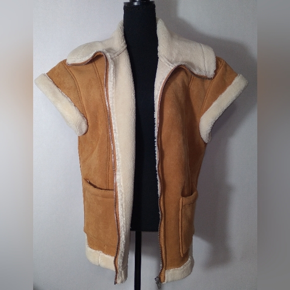 BLANKNYC Biscotti Faux Suede Oversized Collar Vest Women's Size- Small - Picture 5 of 11